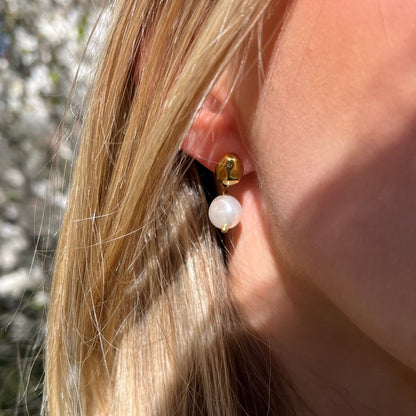 Pearl Drop Earrings